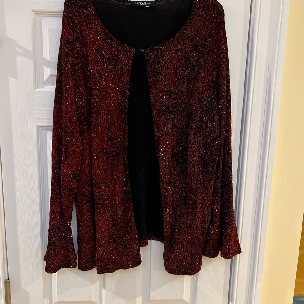 Ladies Size Large "Onyx Nite" Women's Burgundy Sparkly Cardigan GUC ❤️